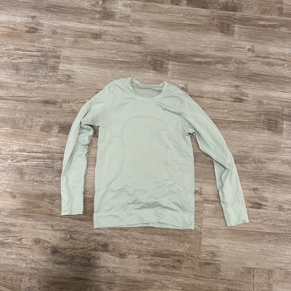 Lululemon Swiftly Relaxed-Fit Long Sleeve Shirt
Wild Mint 6 - Picture 3 of 4